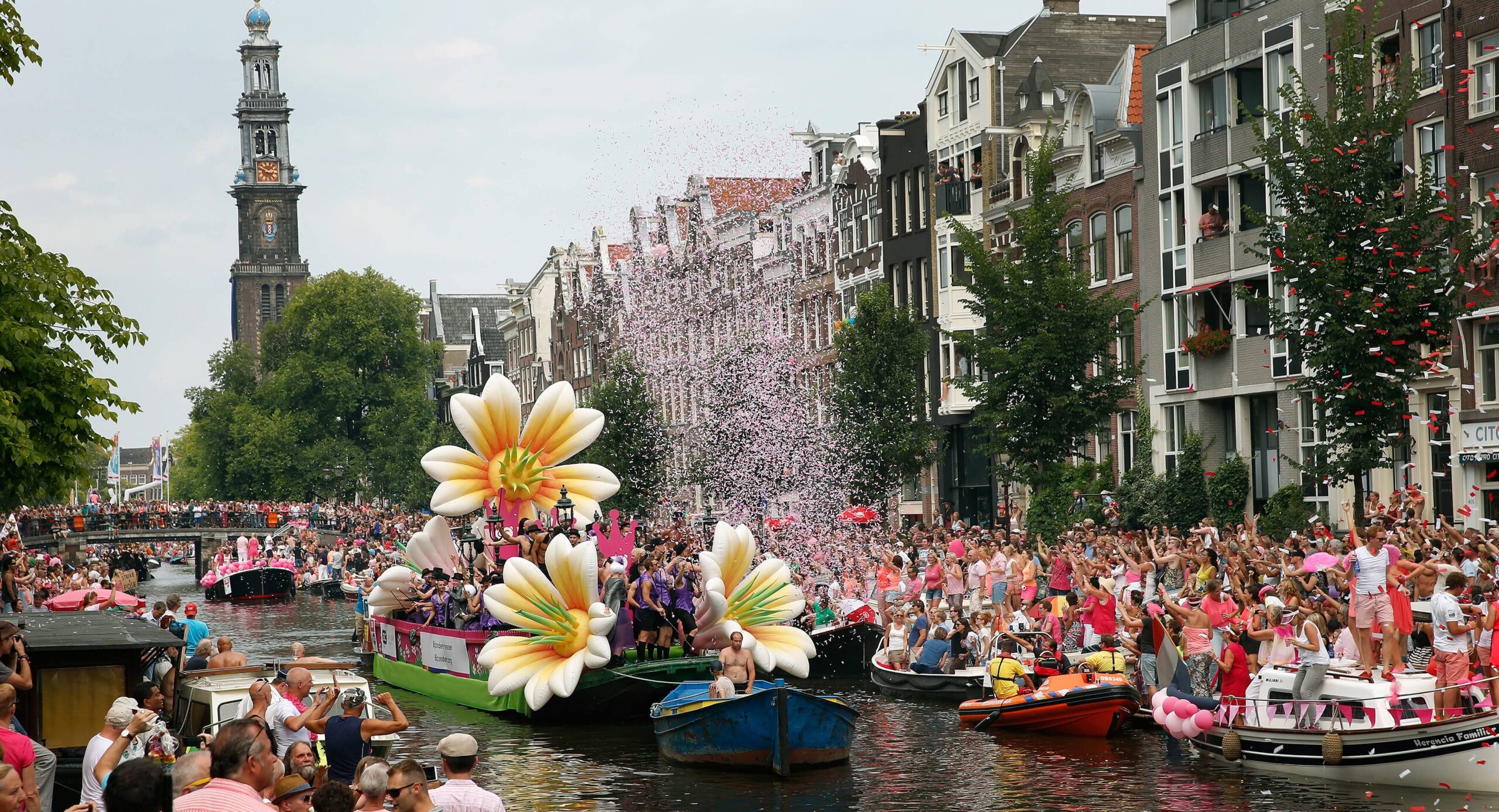 Canal Parade Decorum