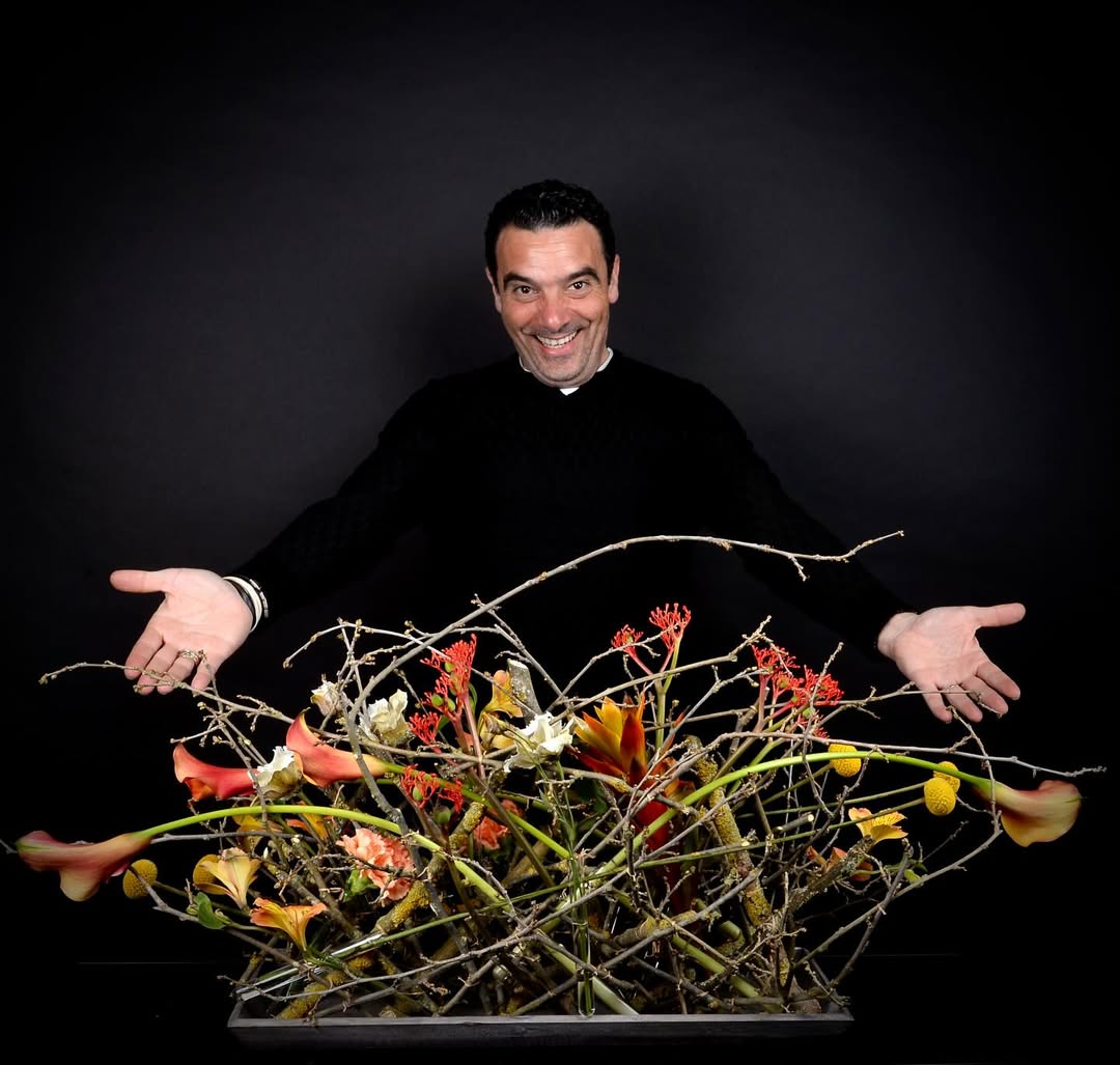 Vincenzo Antonuccio Decorum ambassadeur