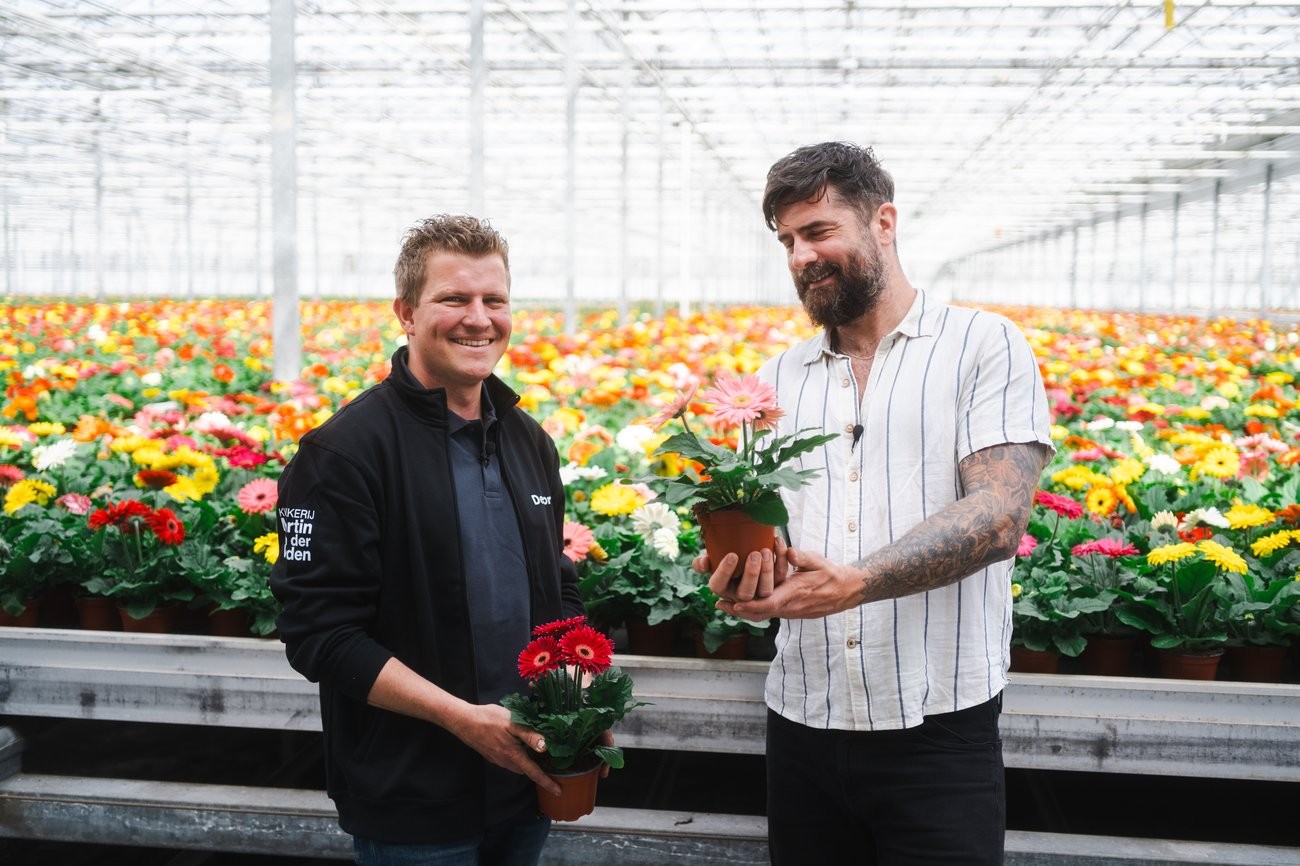 Michael Perry bij van der Velden voor Grower for a day